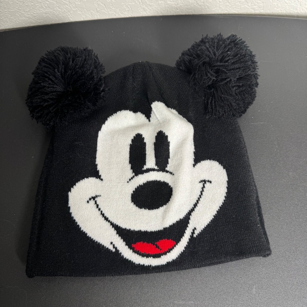 Disney Mickey Mouse Beanie Juniors OS Black Knit Double Pom Pom Hat H&M Divided